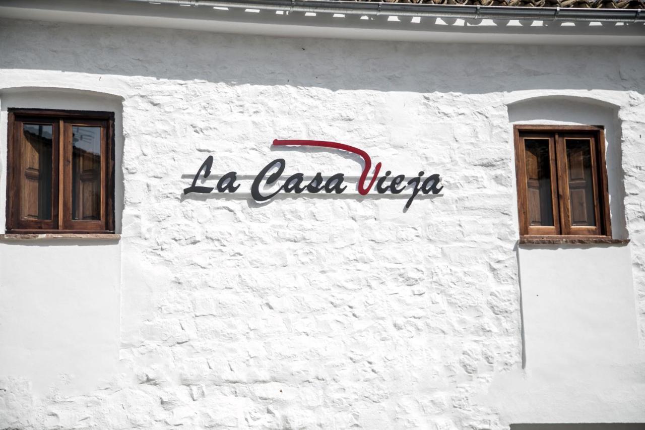 Apartamentos Turisticos La Casa Vieja Sabiote Bagian luar foto