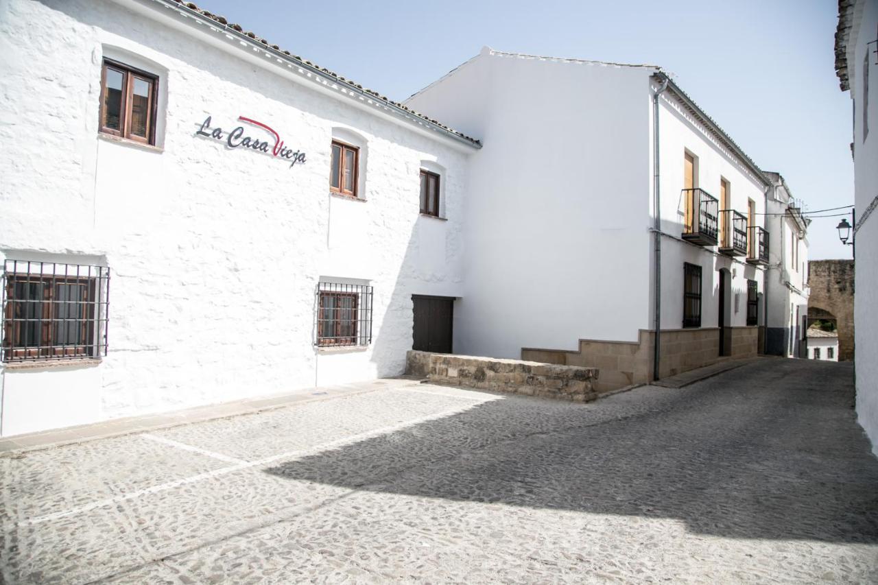 Apartamentos Turisticos La Casa Vieja Sabiote Bagian luar foto